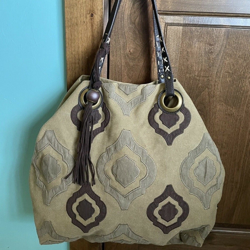 Lucky Brand Canvas Large Hobo Shoulder Bag Beige BOHO Design Tassel